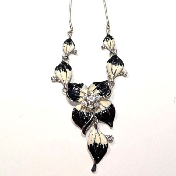 Black White Enamel Painted Rhinestone Necklace Earring Set - Picture 3 of 15
